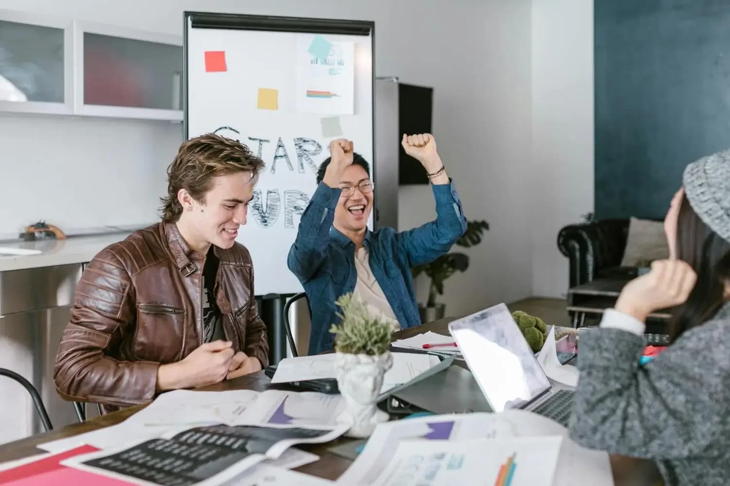 Employer of Record (EOR) Partner for Startups