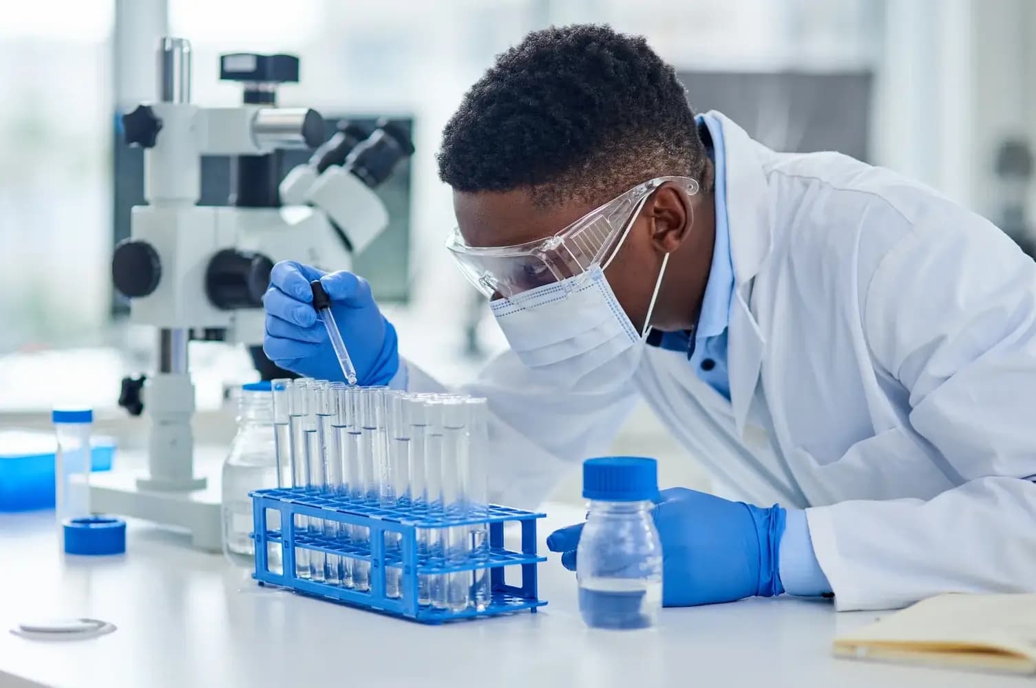 Empowering the Future of Pharma: Unveiling the Potential of Industry 4.0