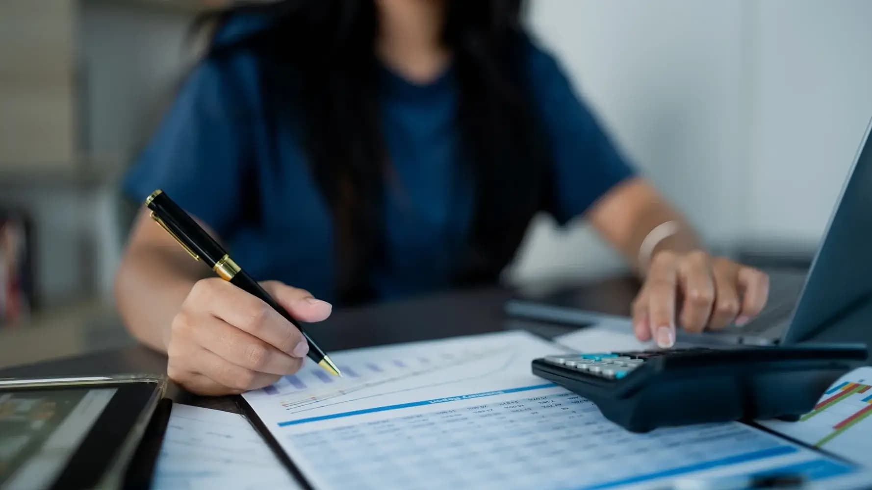Difference Between Company Payroll and Third-party Payroll