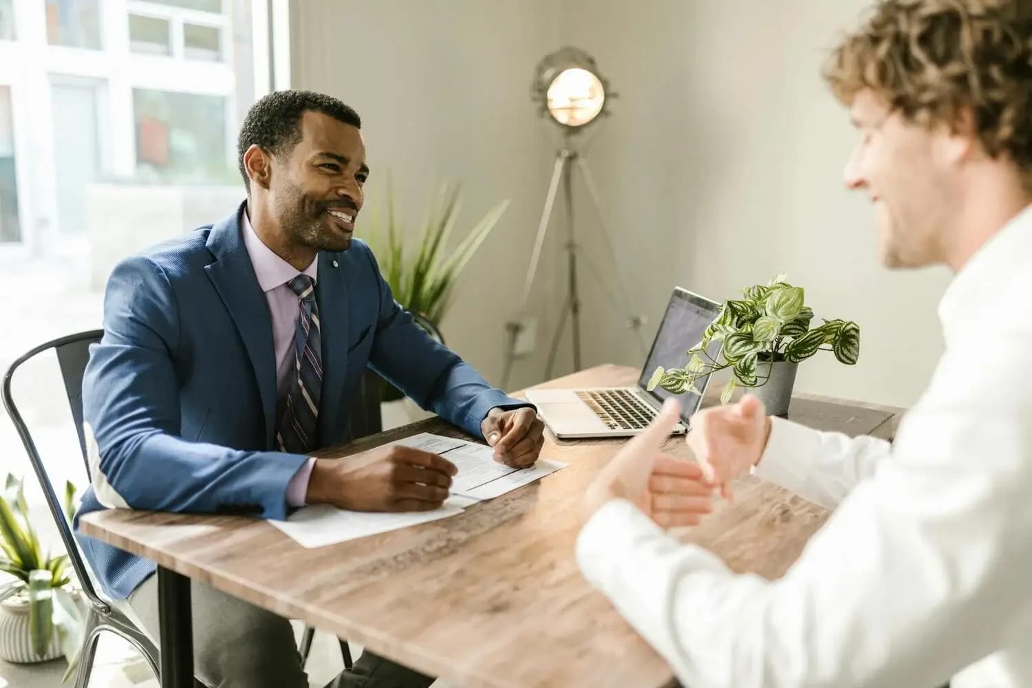 Positive Words and Adjectives To Describe Yourself in an Interview