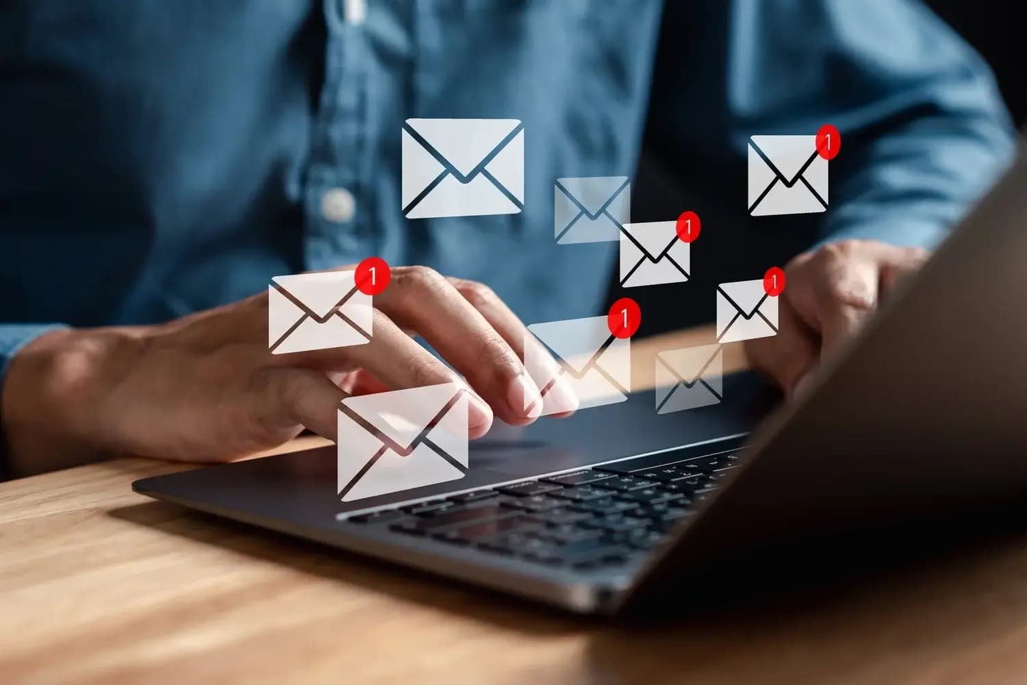 Crafting Effective Out-of-Office Messages: Examples and Tips