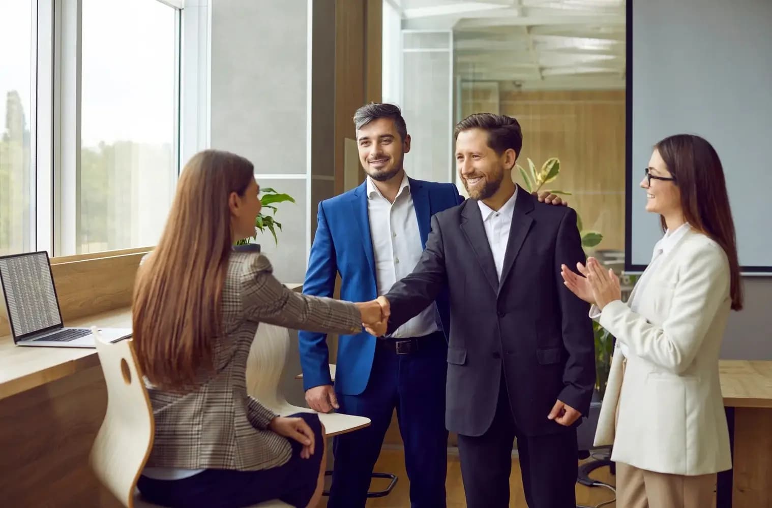 How to write farewell email to colleagues/ manager